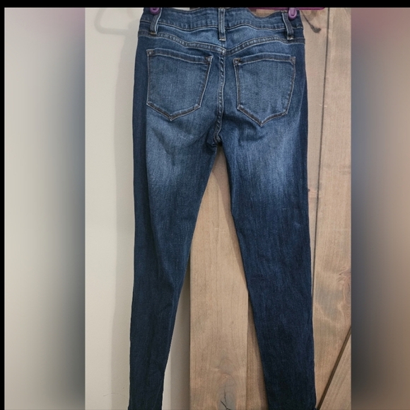 KANCAN Alani Mid Rise Super Skinny Jeans In Med/Dark Wash. Size 26 - Picture 5 of 12